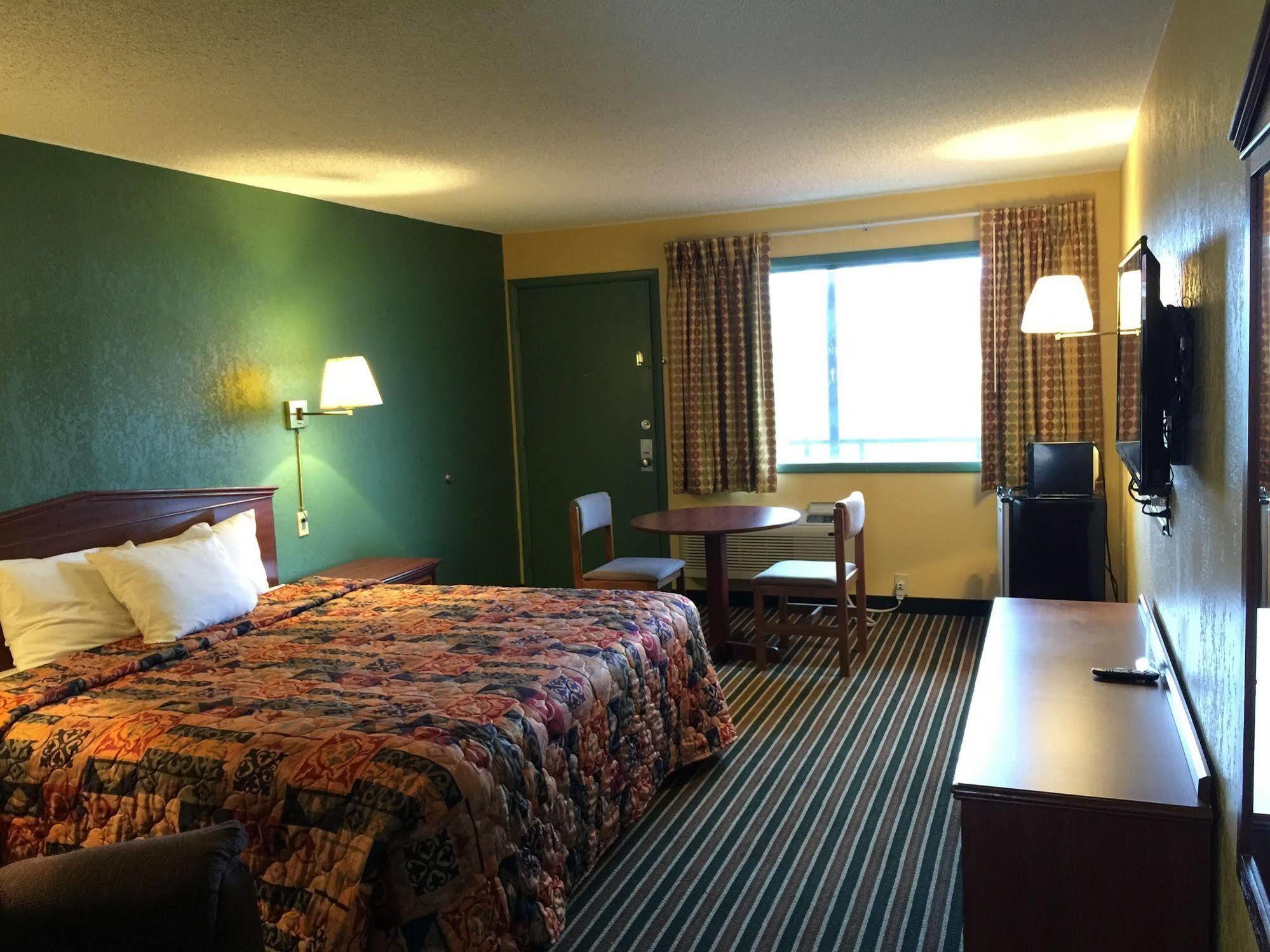Family Budget Inn Harrison Exterior photo